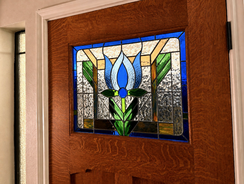 Aimable Bleu - stained glass entryway door window closeup
